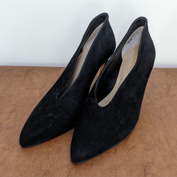 Ann Taylor Leather black heels Modern - Picture 1 of 5